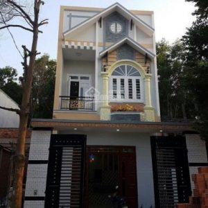 Bán nhà mới xây dựng xong nằm ngay chợ Phú Phong - Bình Chuẩn